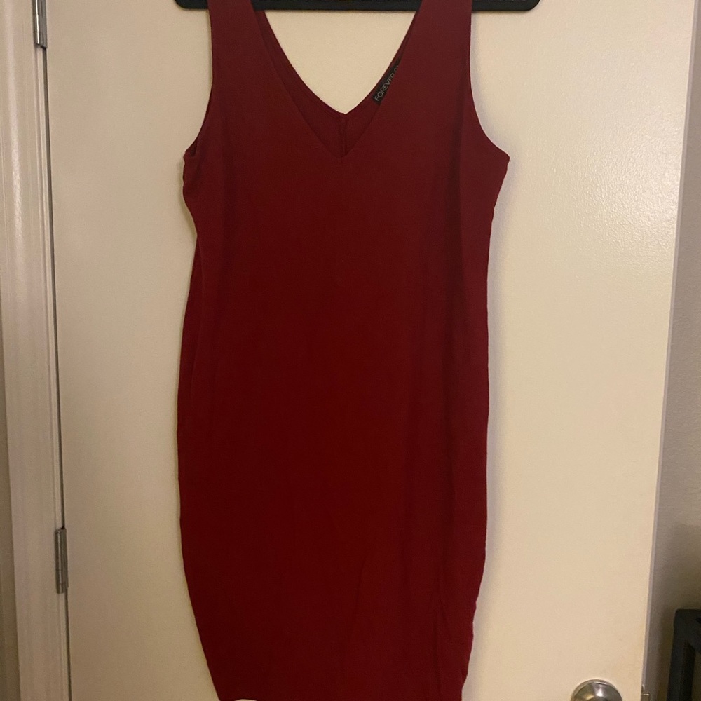 Sultry red bodycon dress